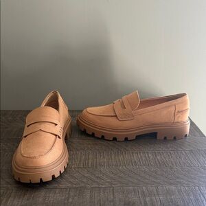 JustFab Tan Loafers